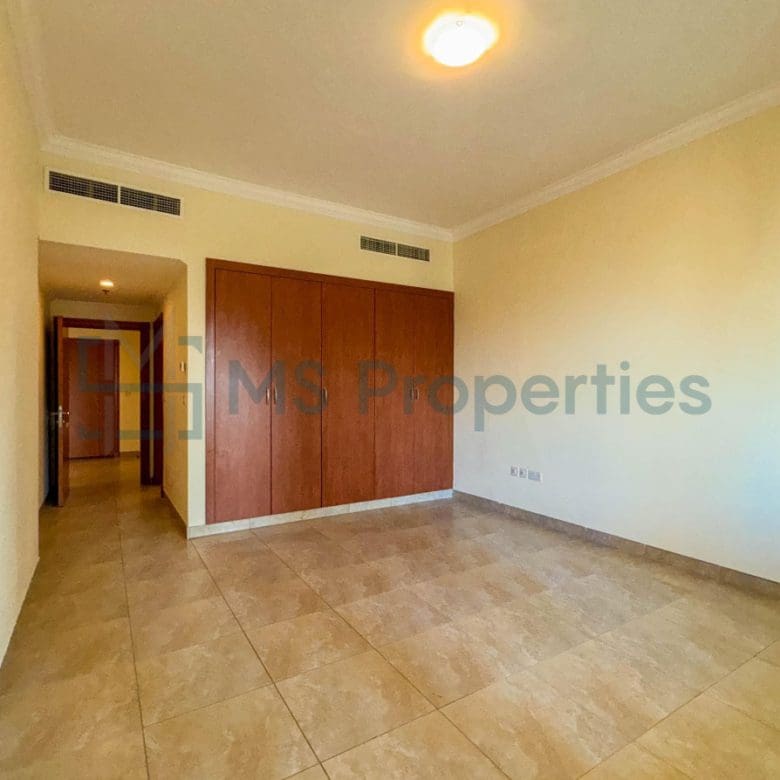 Spacious 1BHK in The Pearl with Great View Balcony