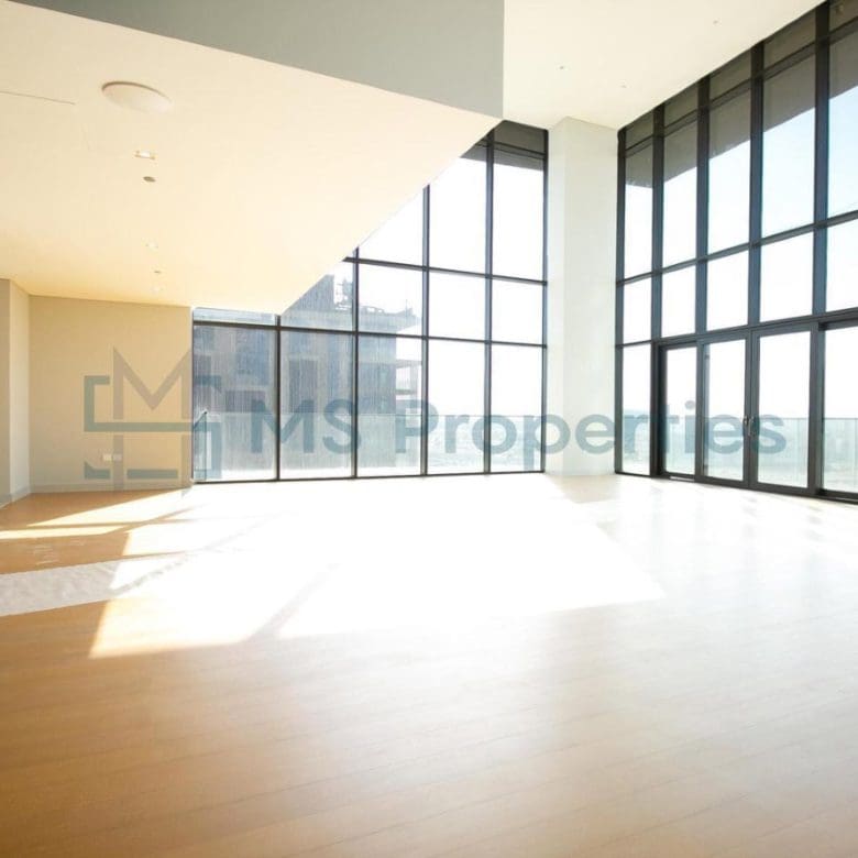 Luxurious and Stunning 3BHK Duplex in Seef Lusail