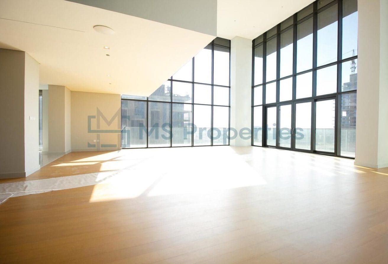Luxurious and Stunning 3BHK Duplex in Seef Lusail