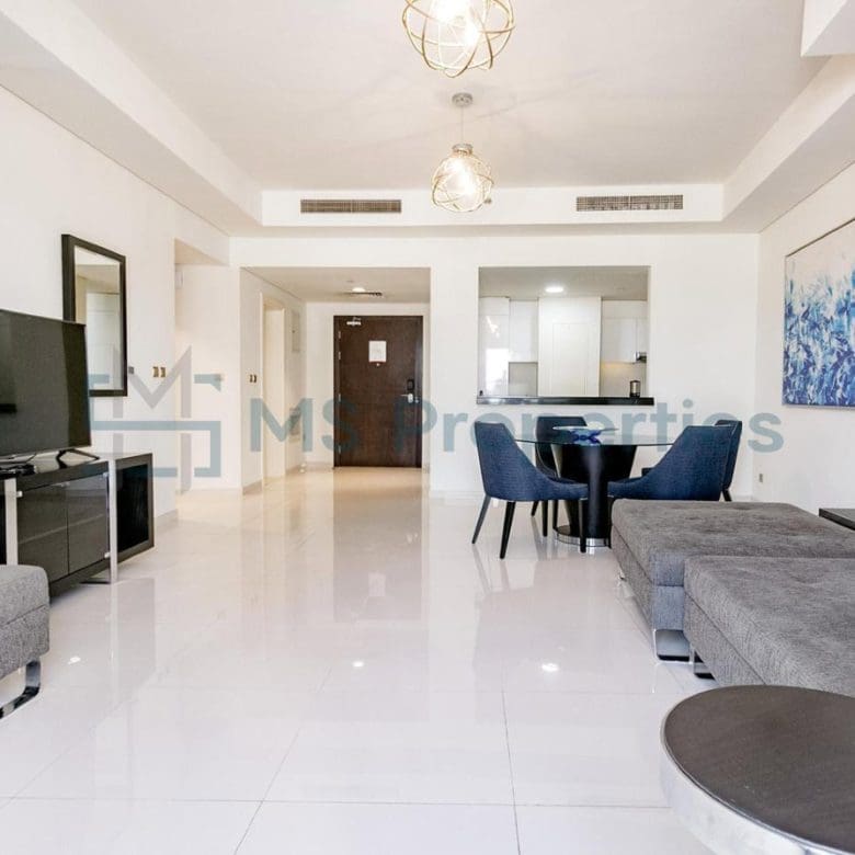 Outstanding 1BHK Flat with Balcony View in Lusail