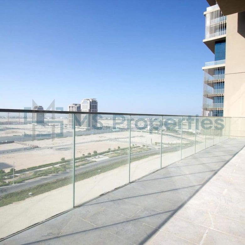 Luxurious and Stunning 3BHK Duplex in Seef Lusail