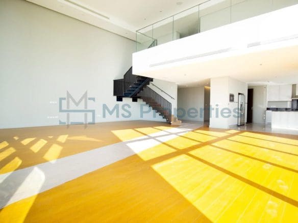 Luxurious and Stunning 3BHK Duplex in Seef Lusail