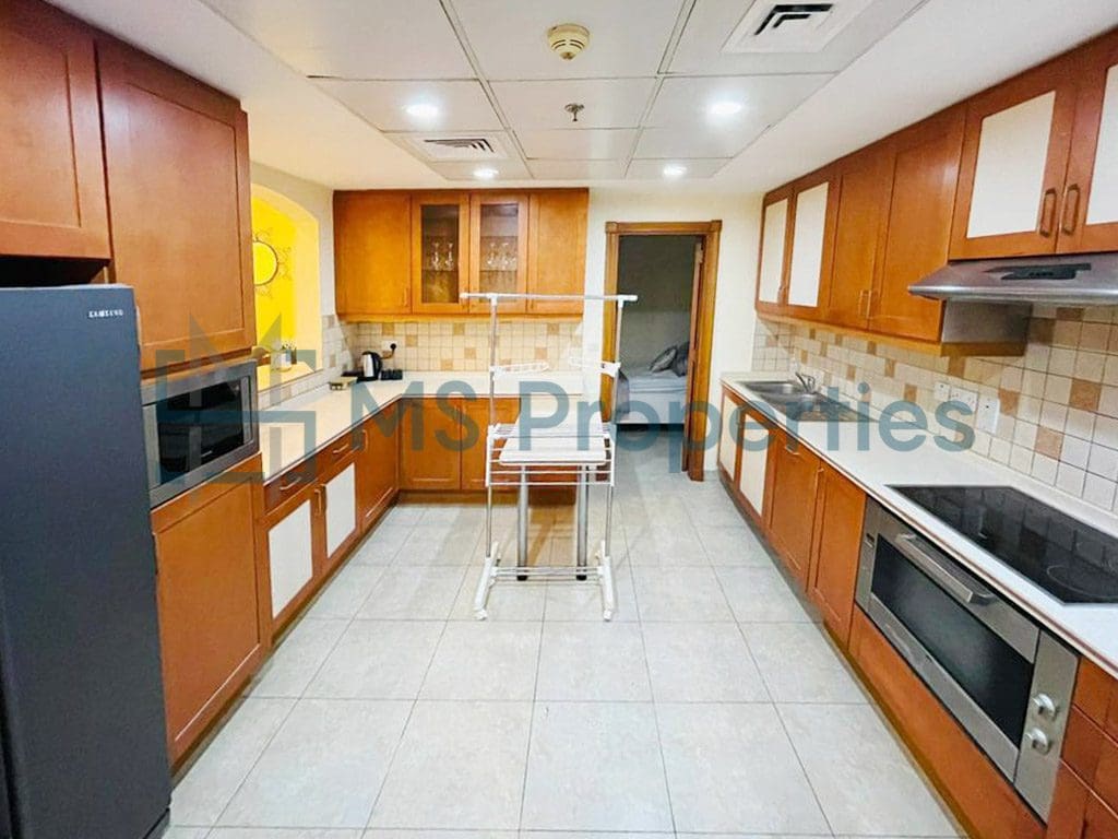 Luxurious 4-Bedroom Flats in Porto Arabia for Sale