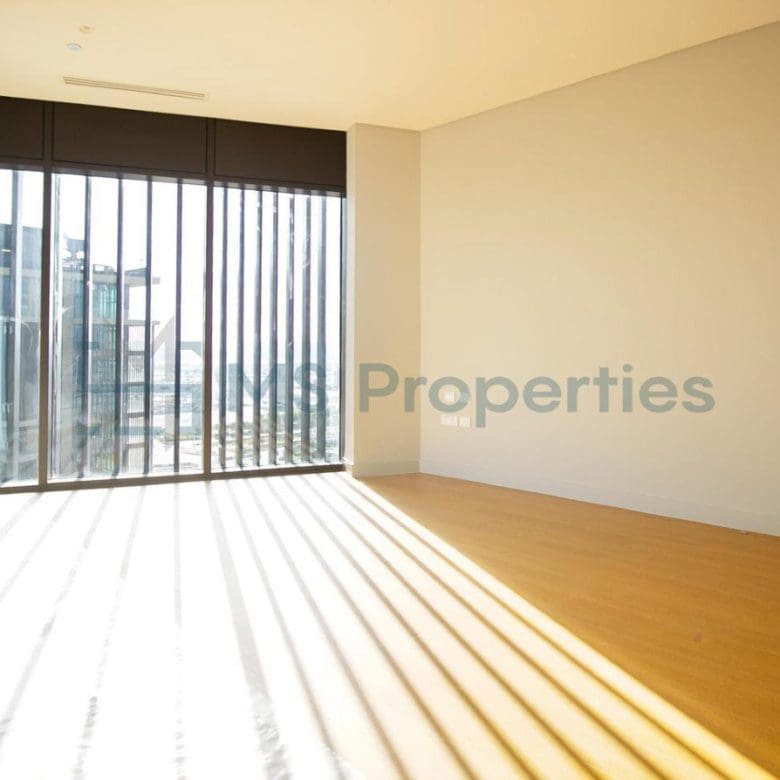 Luxurious and Stunning 3BHK Duplex in Seef Lusail