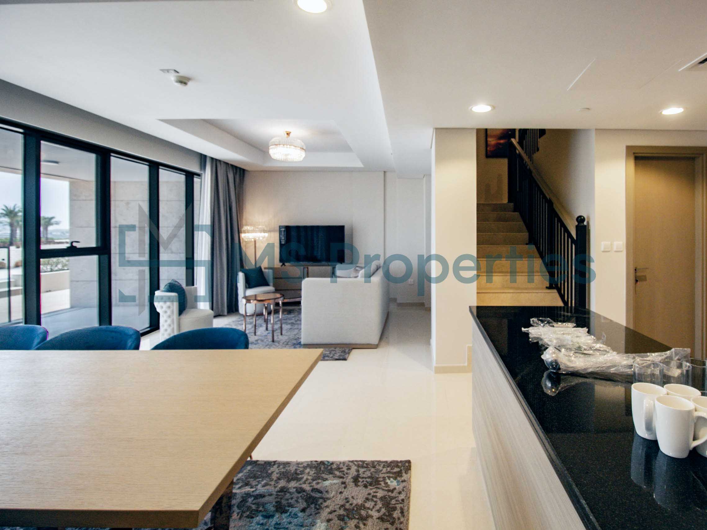 Luxurious 2Bedroom Townhouse | Sea View Balcony for Sale