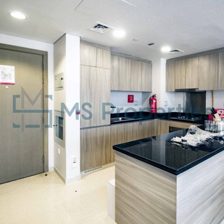 Luxurious 2Bedroom Townhouse | Sea View Balcony for Sale