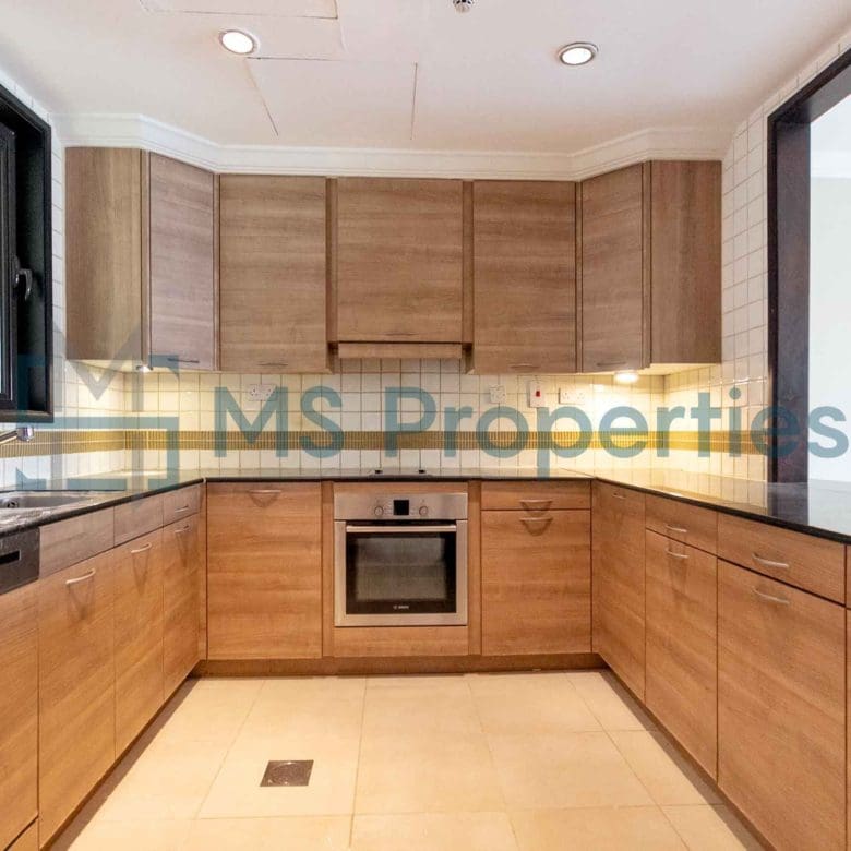 Ready To Move-In | 1BR Townhouse with Marina View