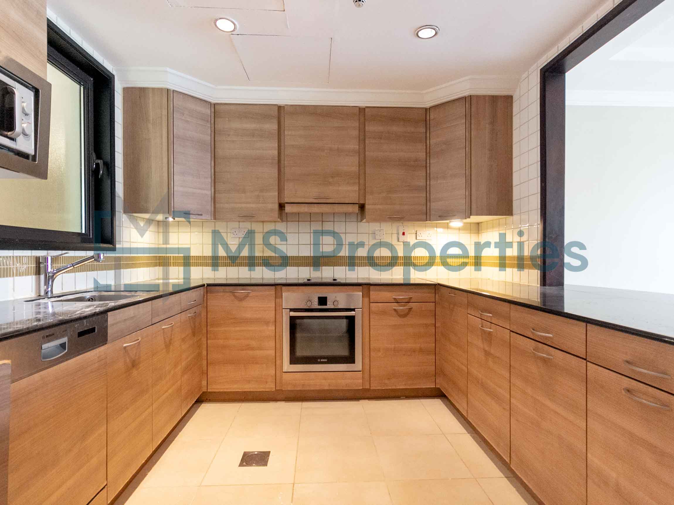 Ready To Move-In | 1BR Townhouse with Marina View