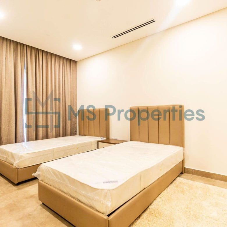 Amazing Space 2-BHK Flat in Lusail with Title Deed