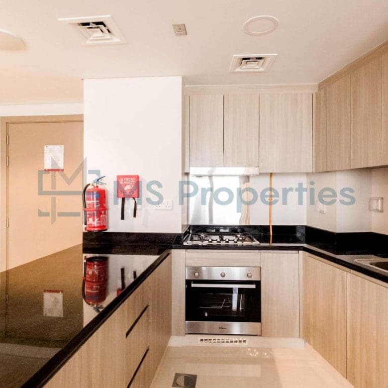 Prime Location | 2BHK Flat with Sea View Balcony