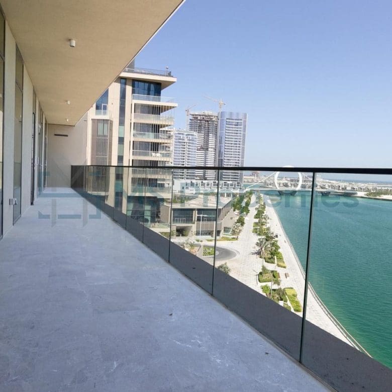 Prestige Living 3BR + Maid in Seef Tower Lusail