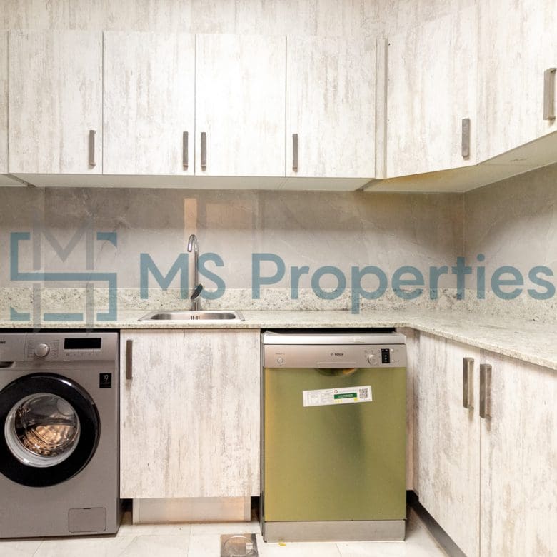 Beautiful 2BHK Apartment +Bills Included