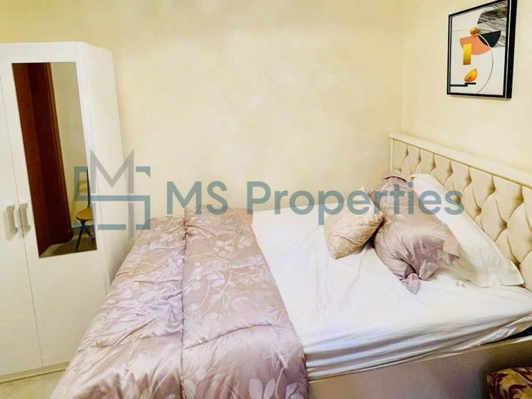 Luxurious 4-Bedroom Flats in Porto Arabia for Sale