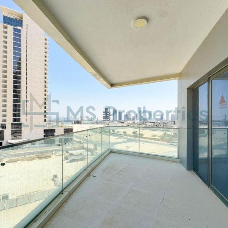 Prime Location | 2BHK Flat with Sea View Balcony
