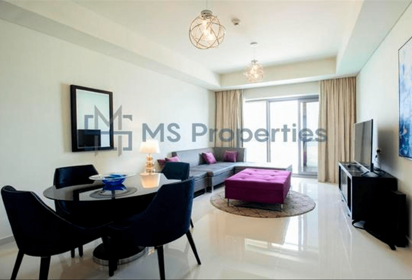 Nicely Furnished 1BHK Flat with Sea View Balcony
