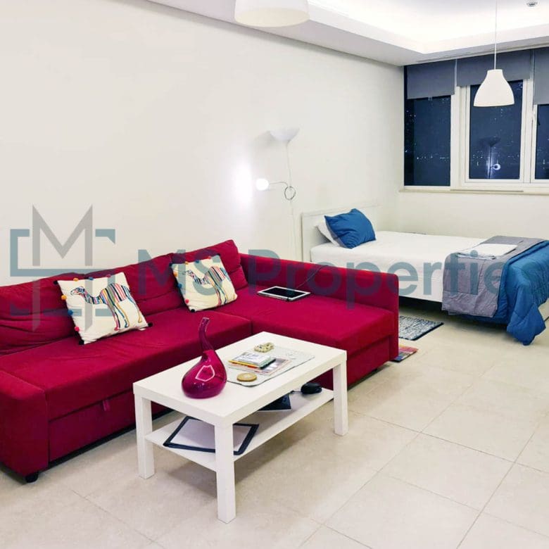 Amazing Studio Flat in The Pearl with Title Deed