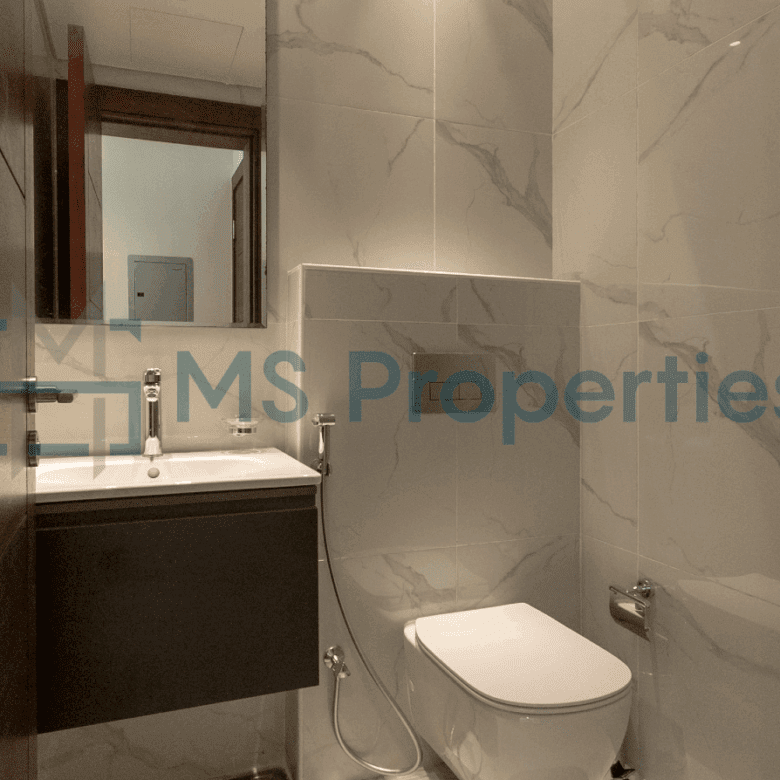 1BR Apartment Sea View Balcony +Bills Included