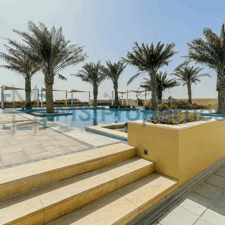 Nicely Furnished 1BHK Flat with Sea View Balcony