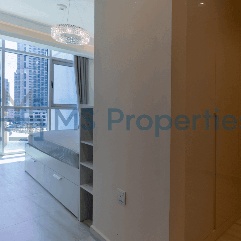 1BR Apartment Sea View Balcony +Bills Included