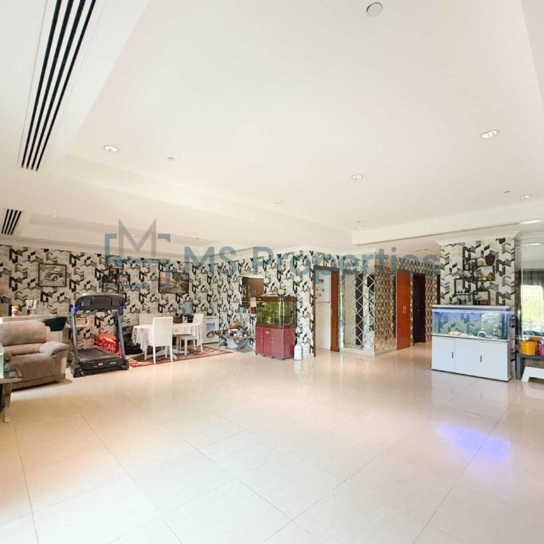Amazing Offer 2BR Apartment with Large Balcony