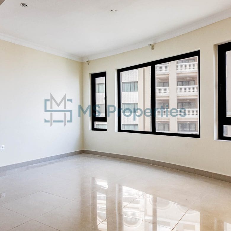 Marvelous 1BHK Apartment with Amazing Sea Balcony