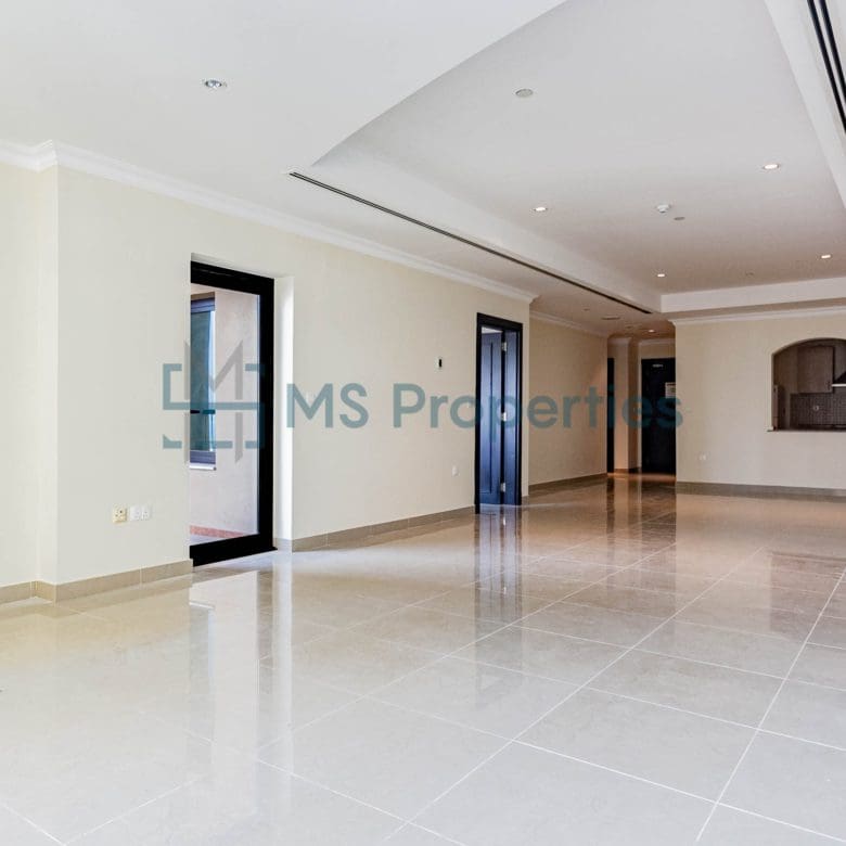 Marvelous 1BHK Apartment with Amazing Sea Balcony