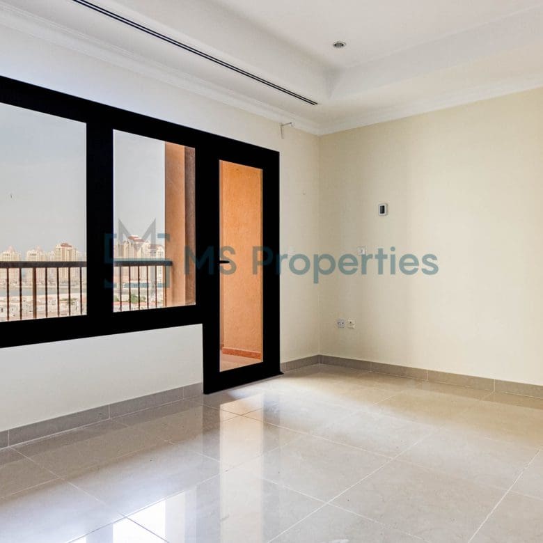 Marvelous 1BHK Apartment with Amazing Sea Balcony