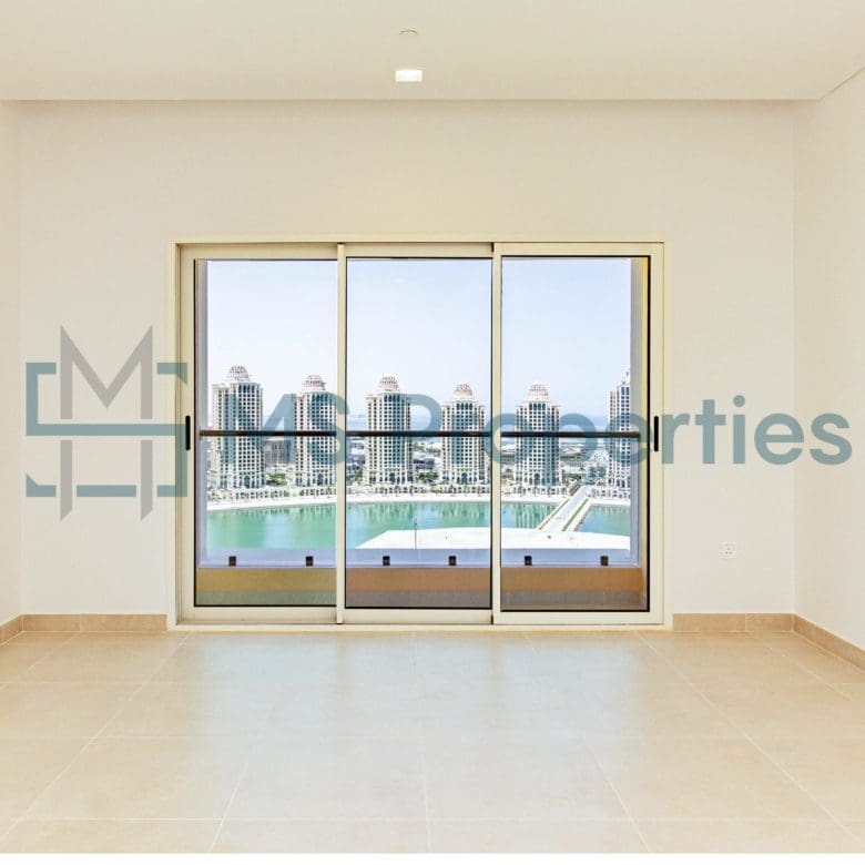 Exclusive Offer 1BR Apartment | Marina Balcony