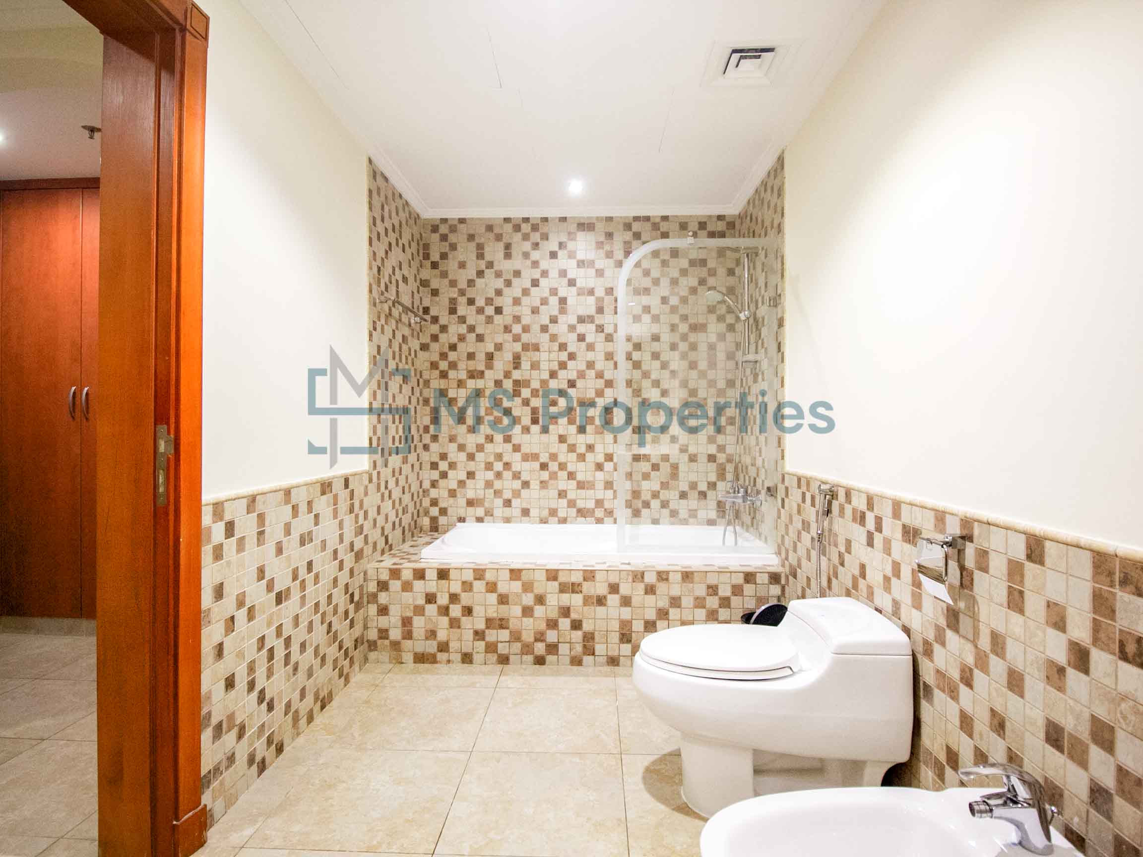 Exclusive Deal 3BR+Maid Apartment with Balcony
