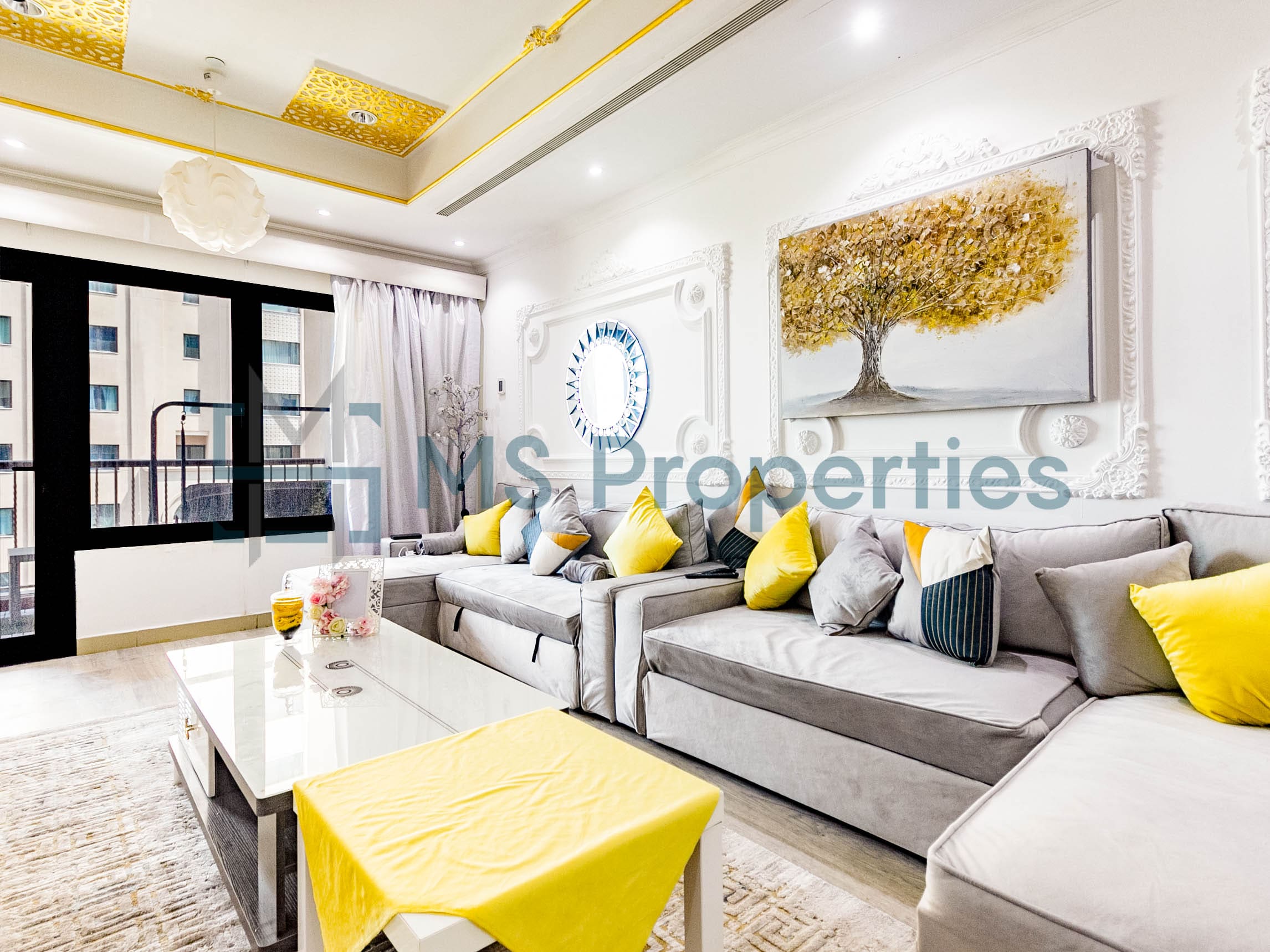 _MG_7394-Edit-Edit Elegant Luxury 1BR+Office Apartment with Balcony