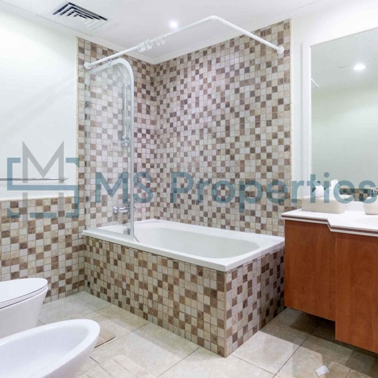 Elegant 3BR+Maid Flat with Marina Balcony For Sale
