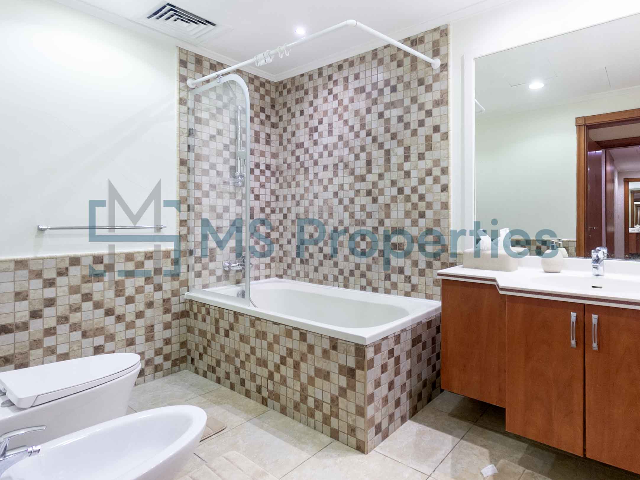 Elegant 3BR+Maid Flat with Marina Balcony For Sale