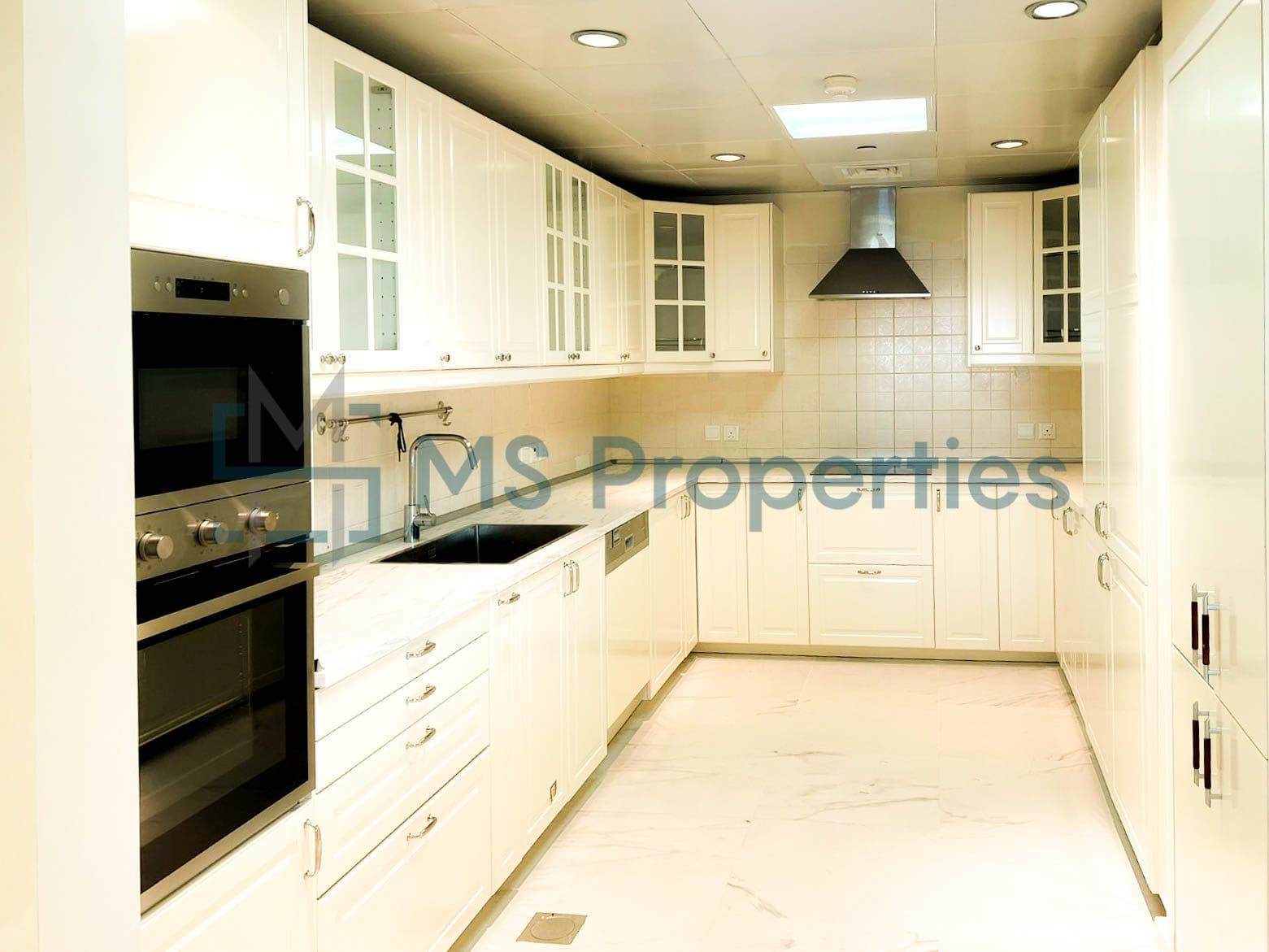 Spacious 2BHK Apartment with Amazing Balcony View