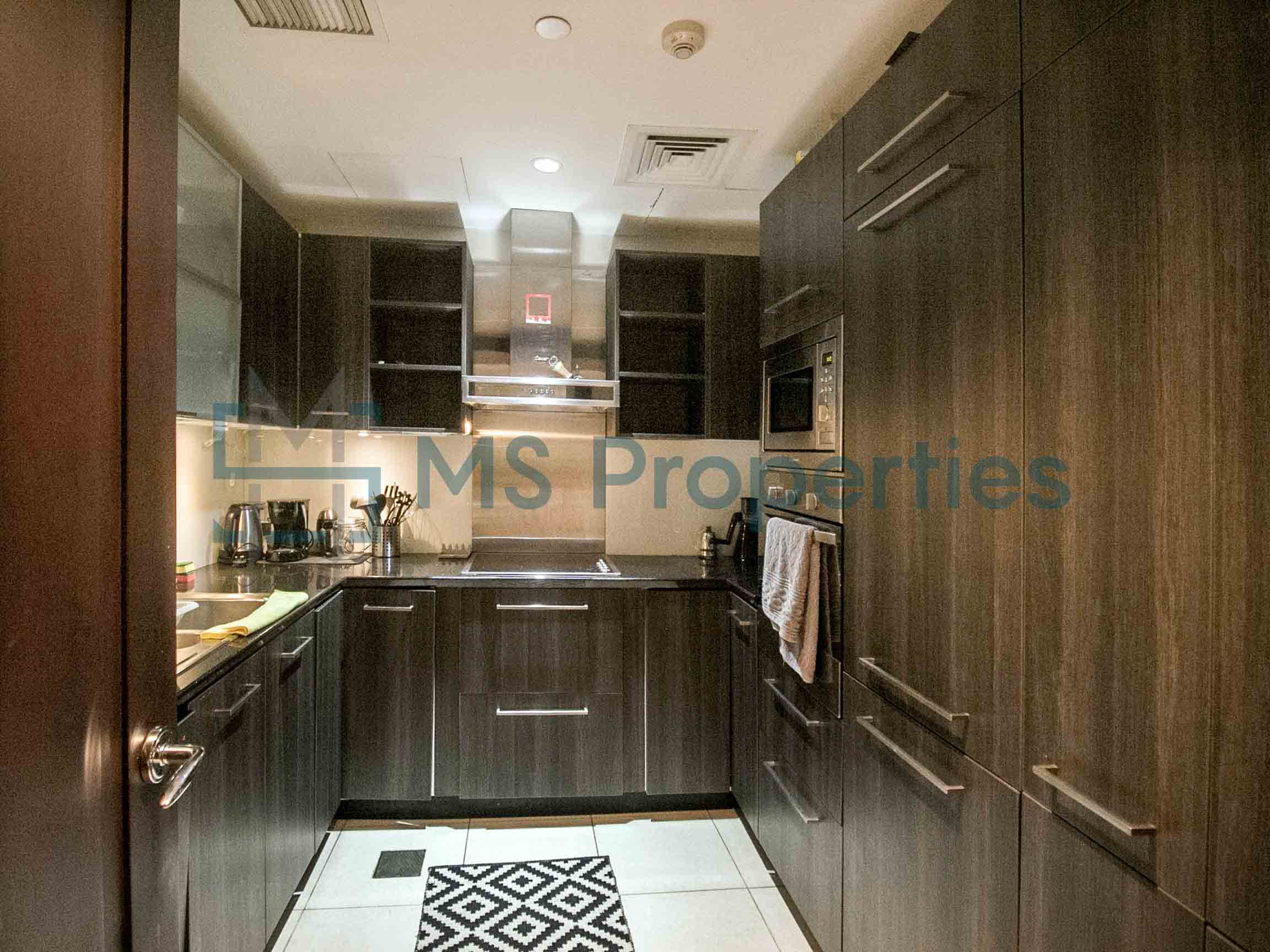 Modern 1-Bedroom Flat in the Heart of The Pearl