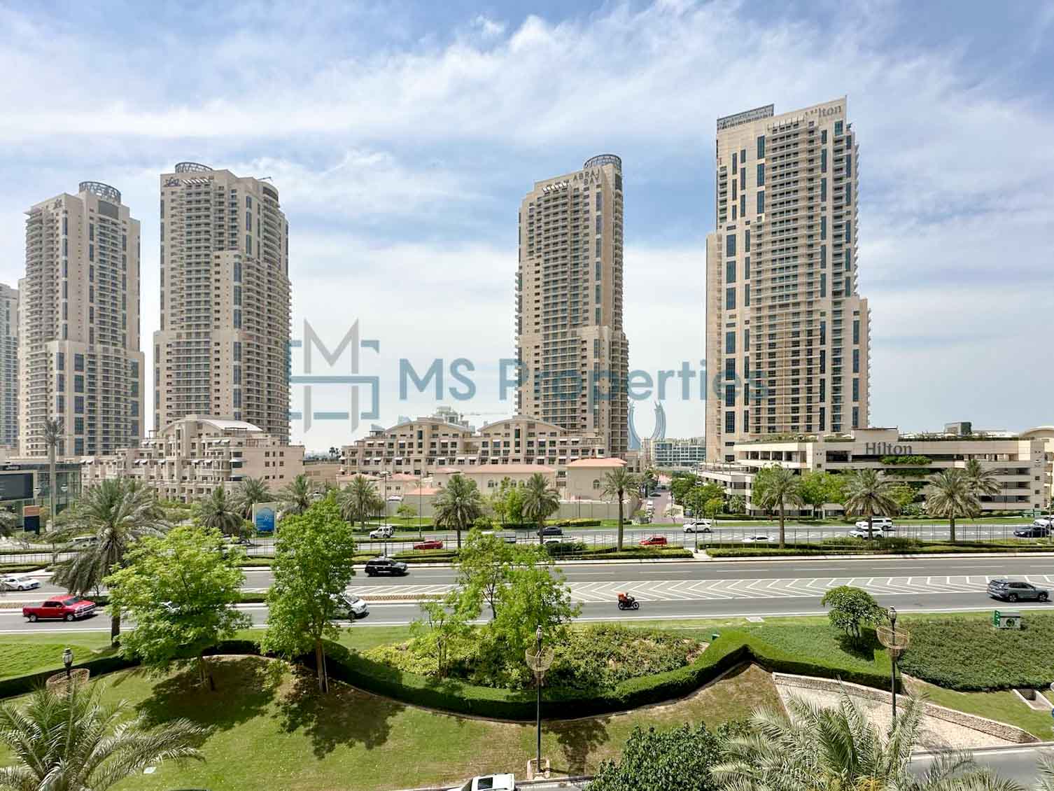 Captivating 1BR Apartment with Huge Balcony