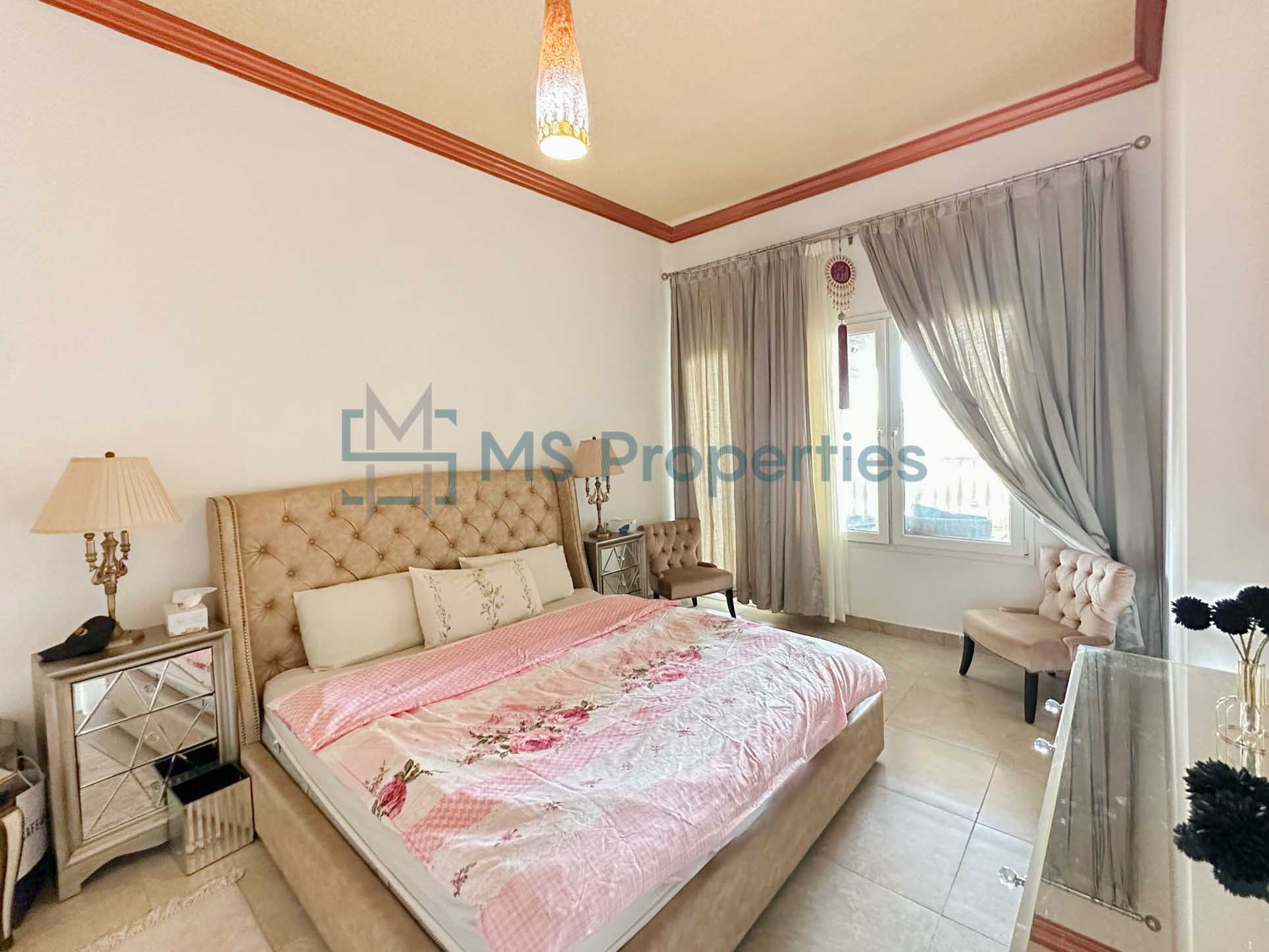 Captivating 1BR Apartment with Huge Balcony