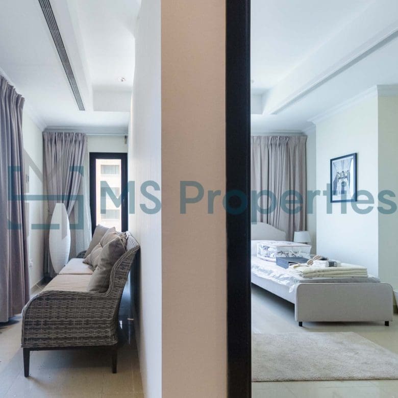 Renovated 2BR+Office Apartment with Huge Balcony