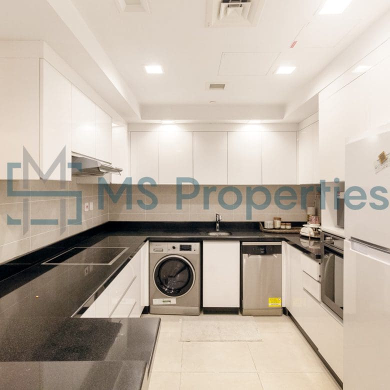 Exclusive Offer 1BR Apartment | Marina Balcony