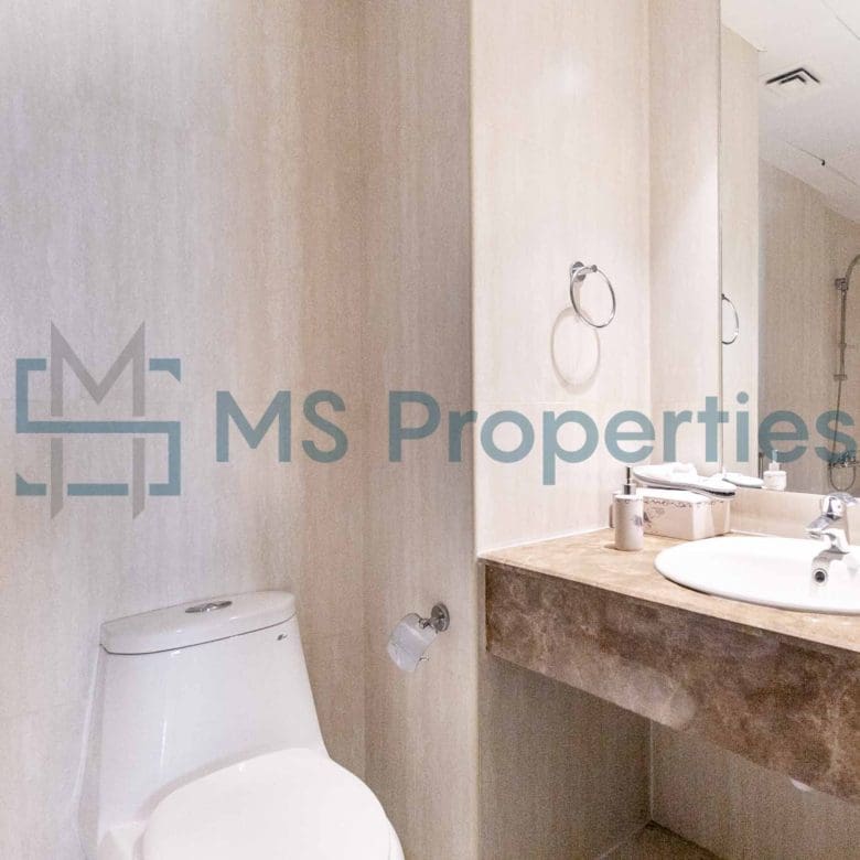 Renovated 2BR+Office Apartment with Huge Balcony