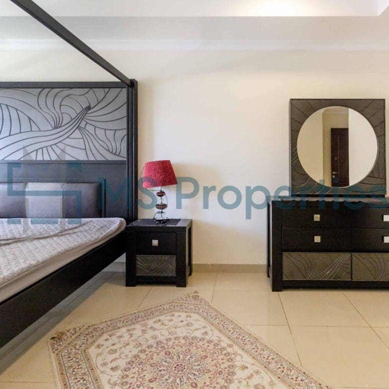 Very Spacious 1BR Apartment with Marina View