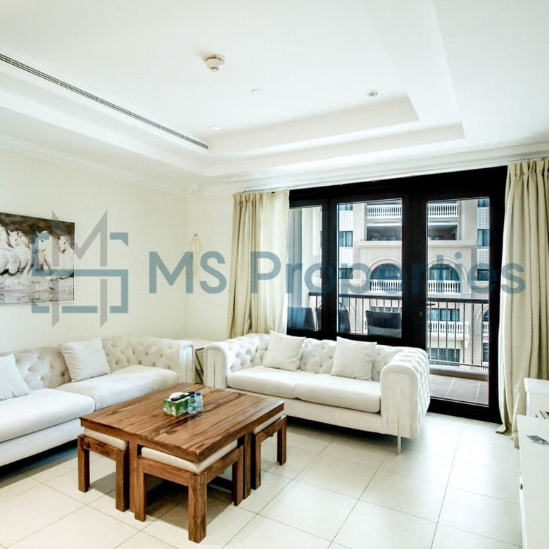 Spacious 1BR Flat with Balcony + Bills Included