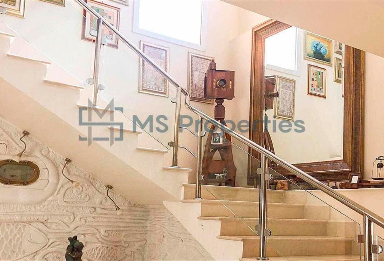 SpaciousPenthouse | 5BHK with Amazing View Balcony