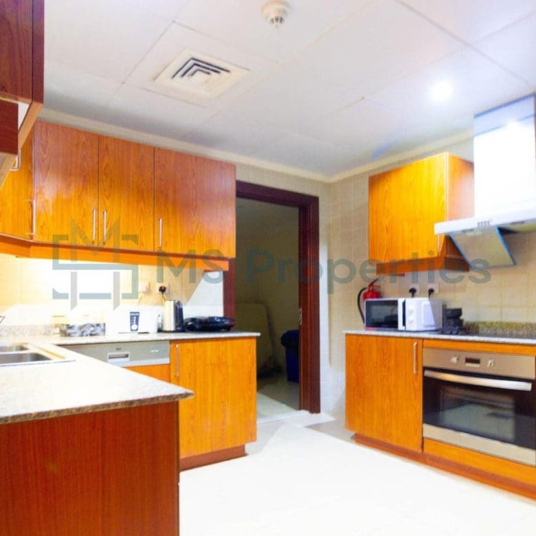 Experience Pearl Living 3B+Maid with Stunning View