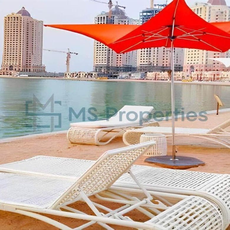 Amazing Studio Flat in The Pearl with Title Deed