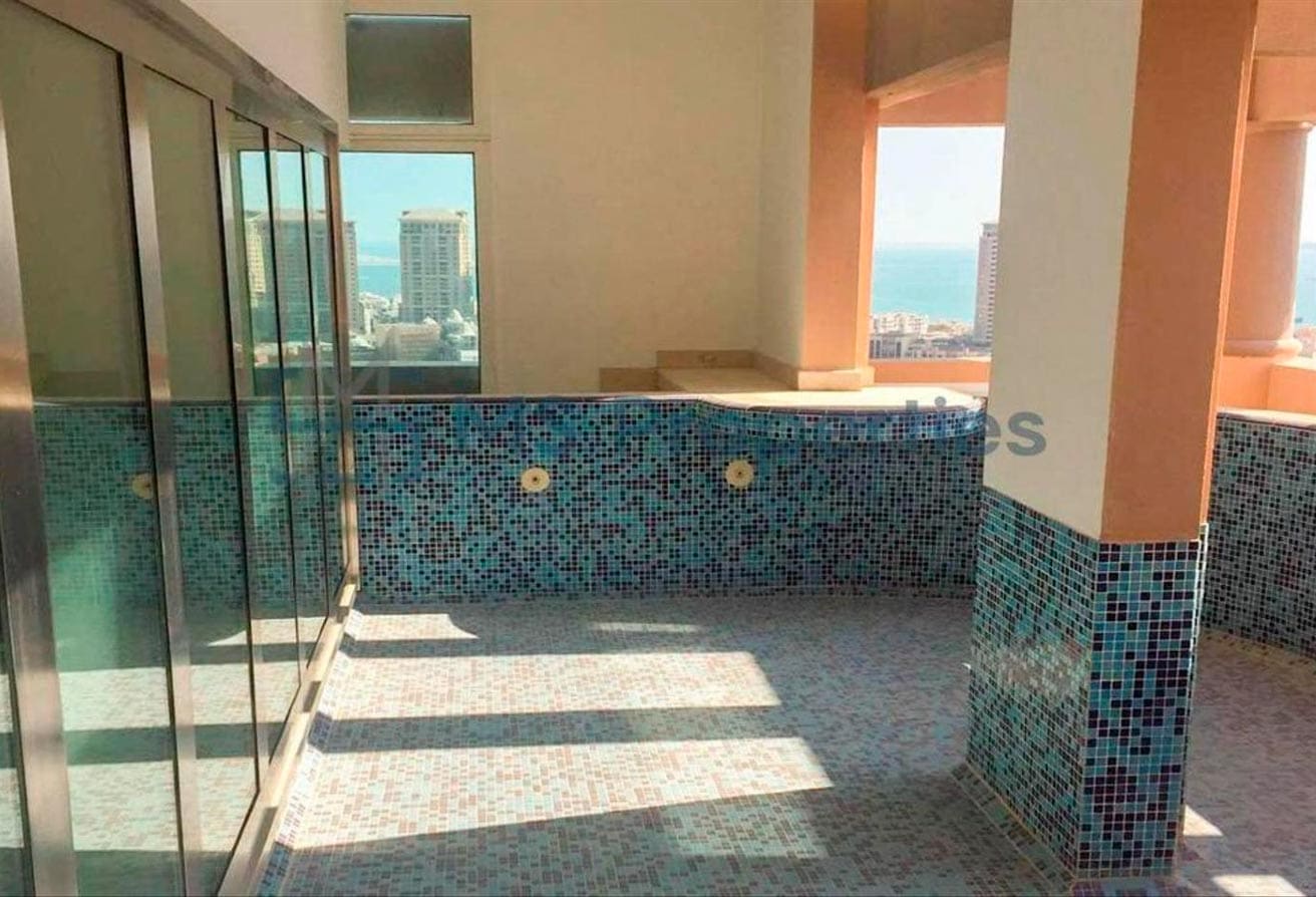 SpaciousPenthouse | 5BHK with Amazing View Balcony