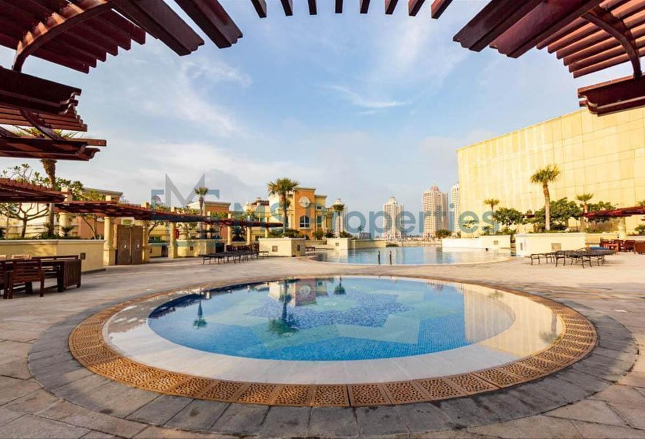 Amazing Studio Flat in The Pearl with Title Deed