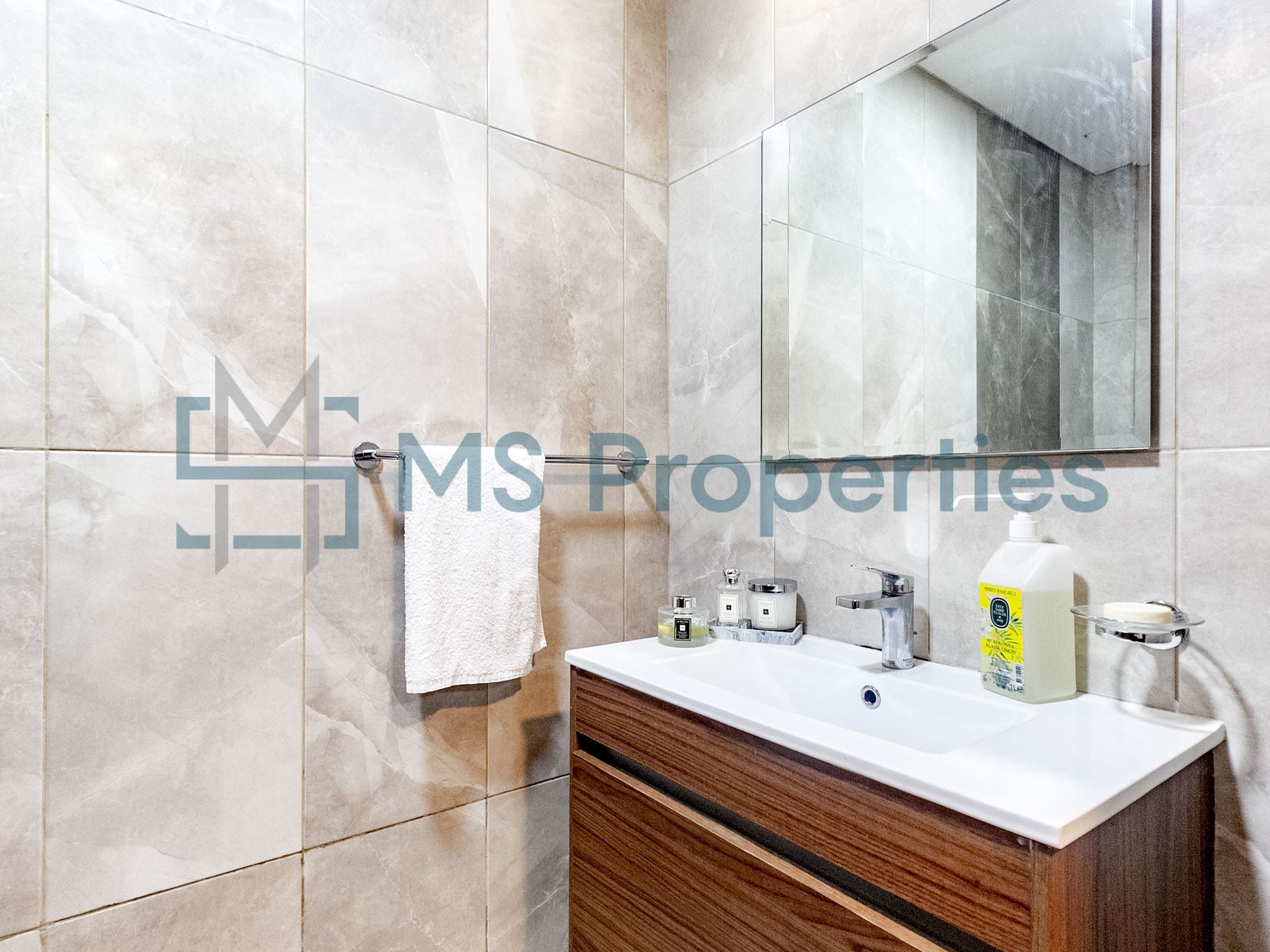 Ready For Purchase 1BR Apartment with Title Deed
