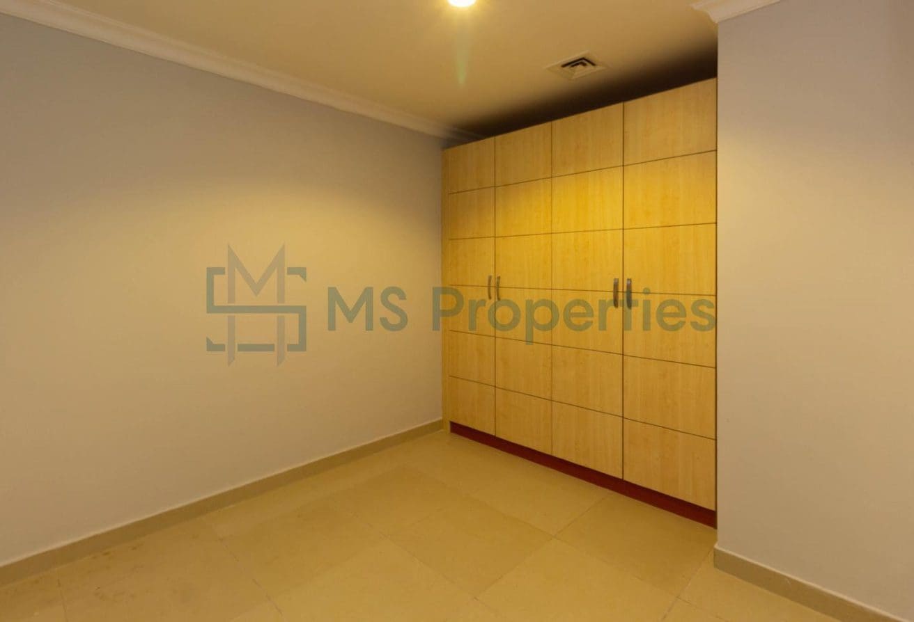 1BHK + Office Flat with Amazing View | Title Deed