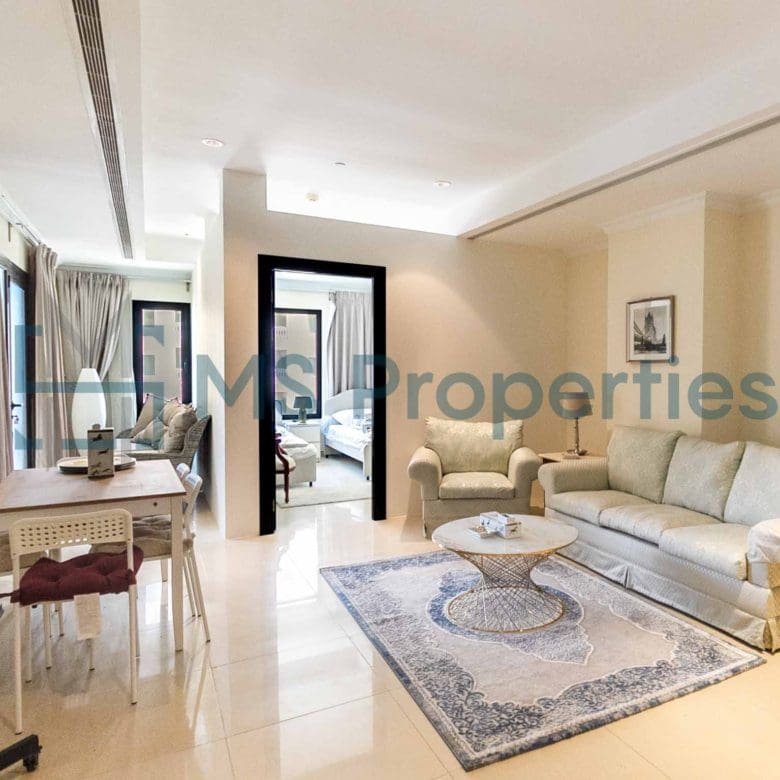 Renovated 2BR+Office Apartment with Huge Balcony