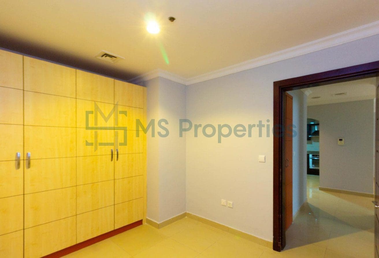 1BHK + Office Flat with Amazing View | Title Deed